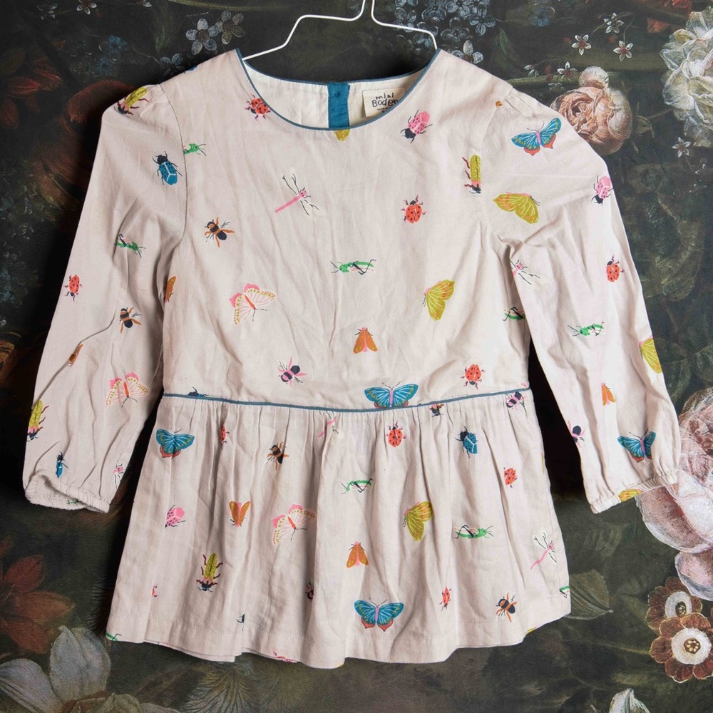Mini Boden entomology insect bug peplum blouse the cutest!!! 9-10 years